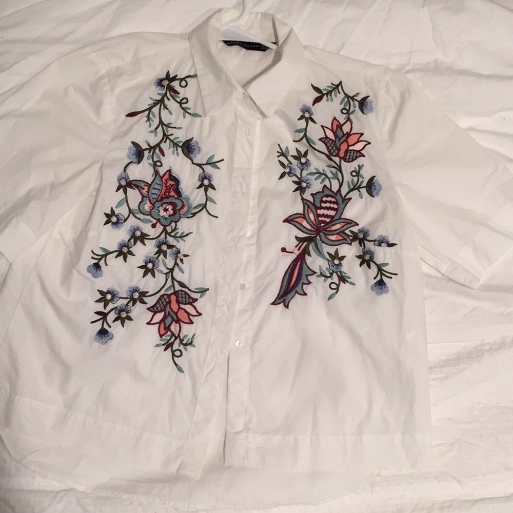 Zara embroidered floral top white collar